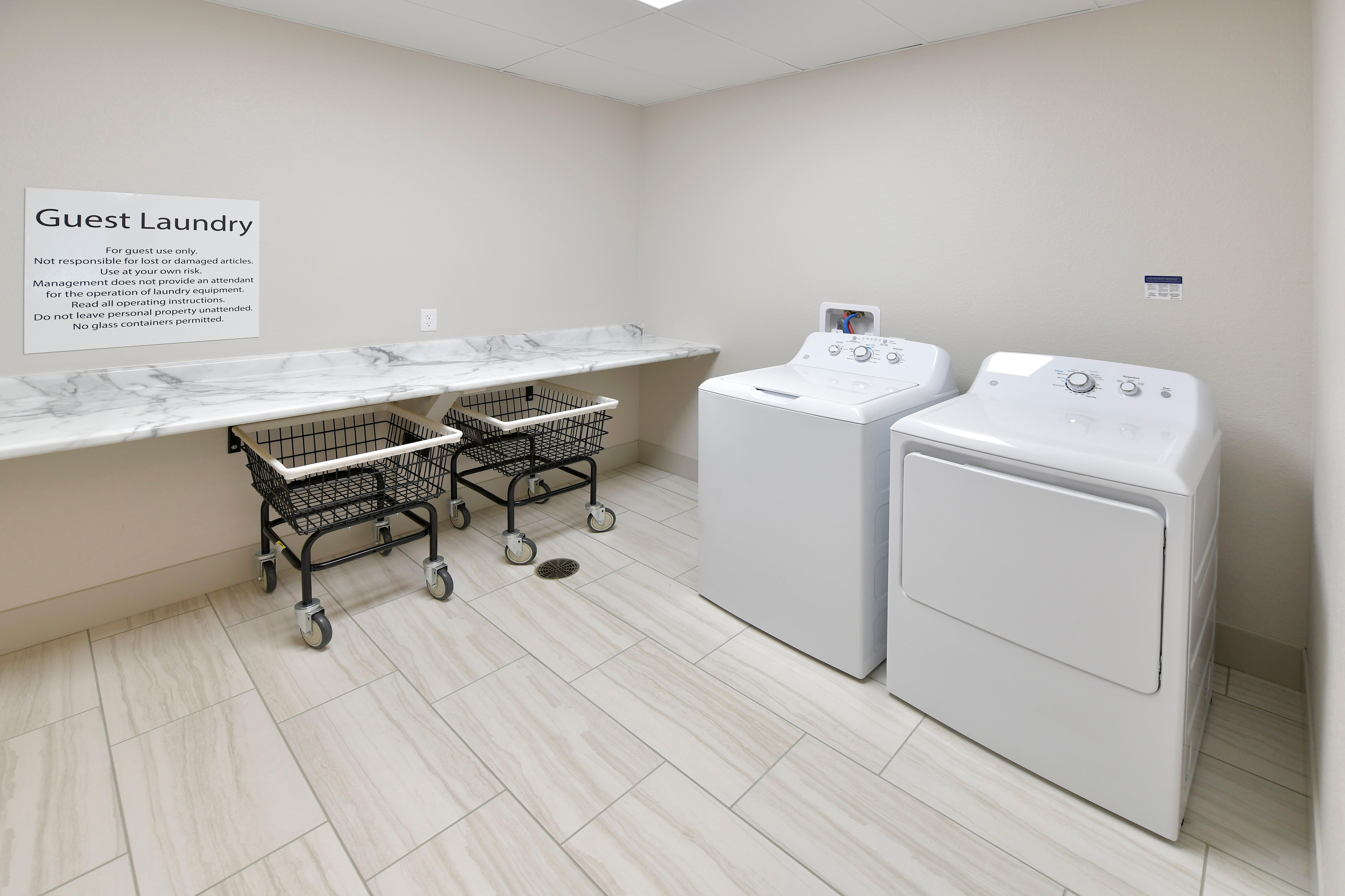 Holiday Inn Express & Suites - Millersburg By Ihg Buitenkant foto