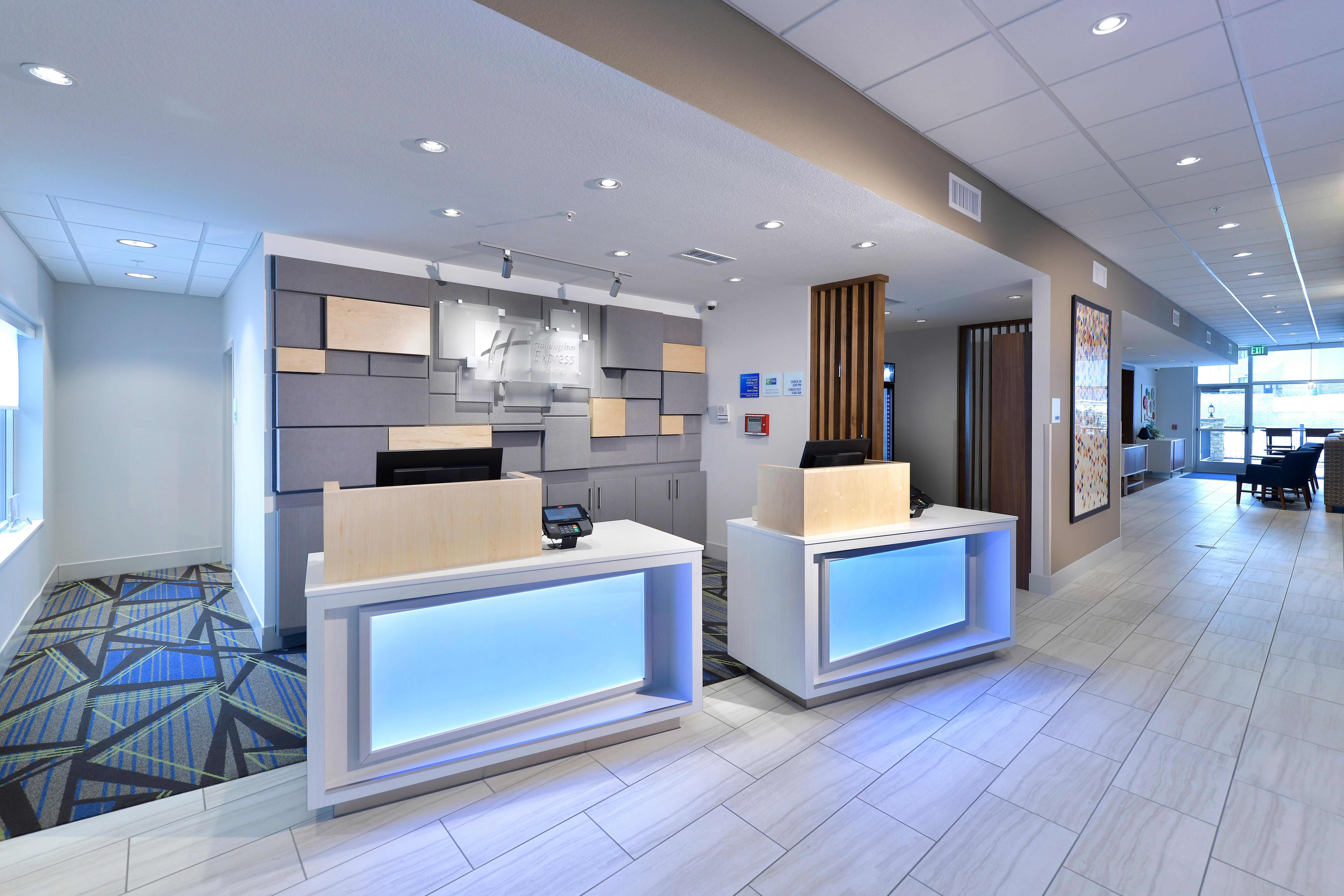 Holiday Inn Express & Suites - Millersburg By Ihg Buitenkant foto